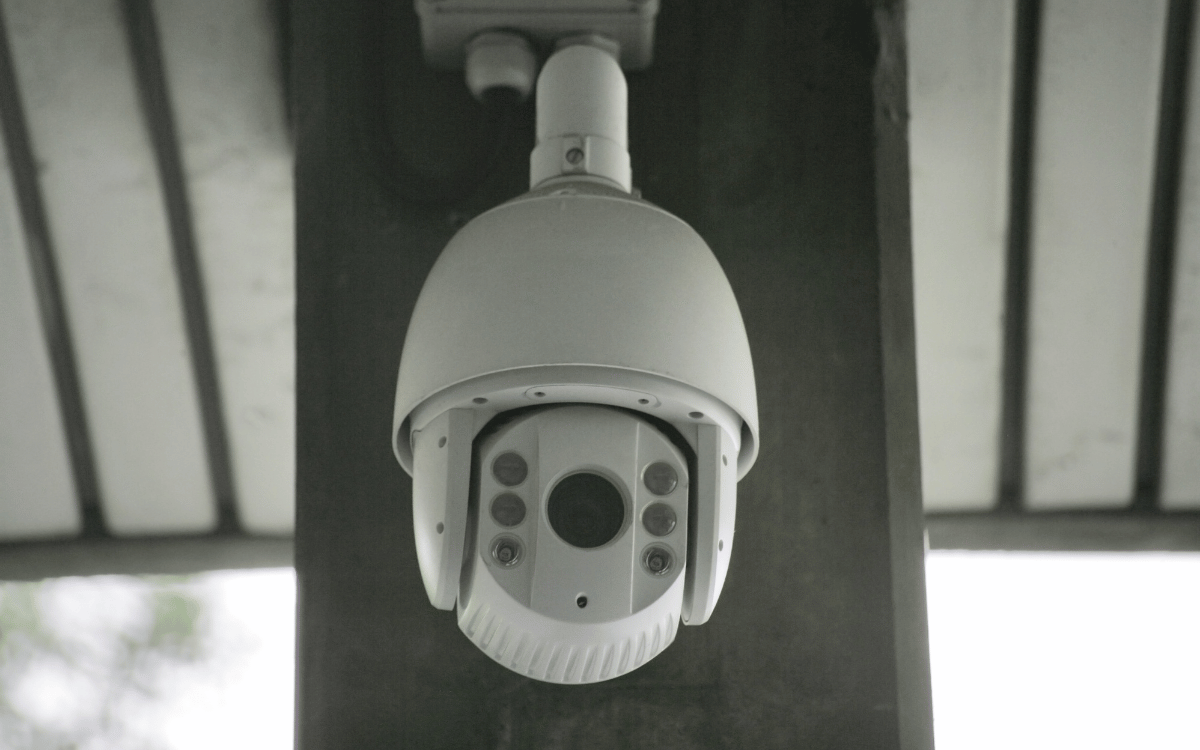 Sistemas de videovigilancia instalados en comunidad de vecinos en Sabadell